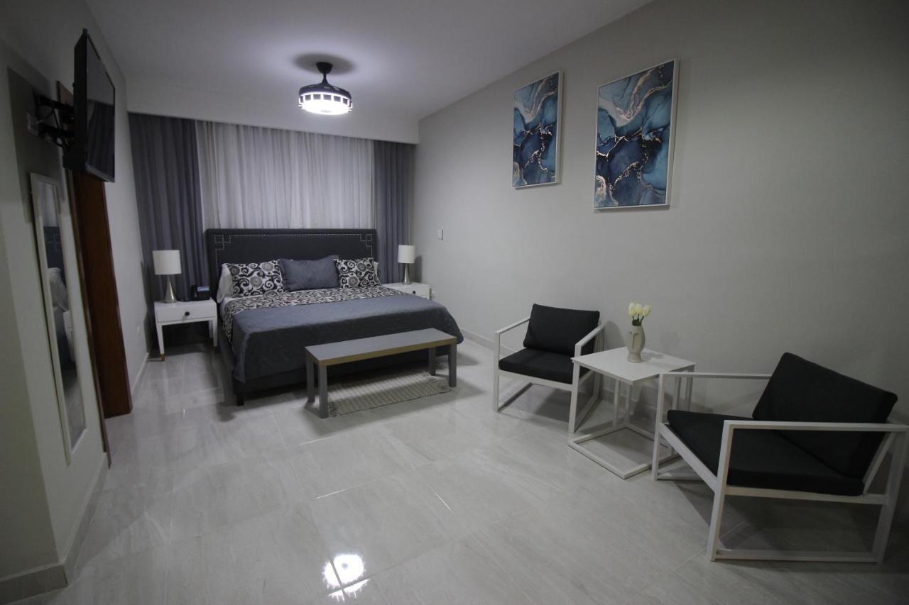Higuey Hotel Monarca מראה חיצוני תמונה