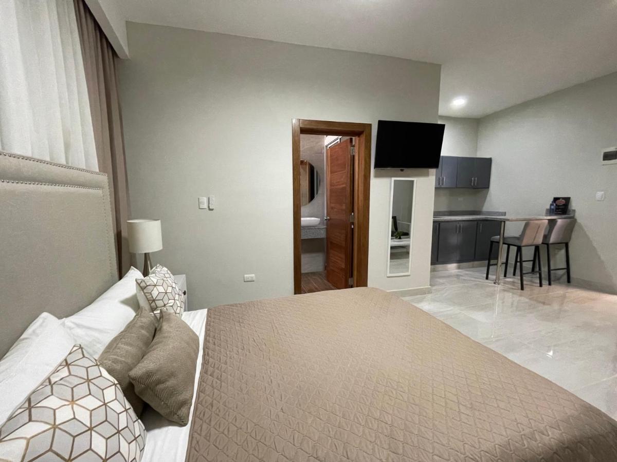 Higuey Hotel Monarca מראה חיצוני תמונה