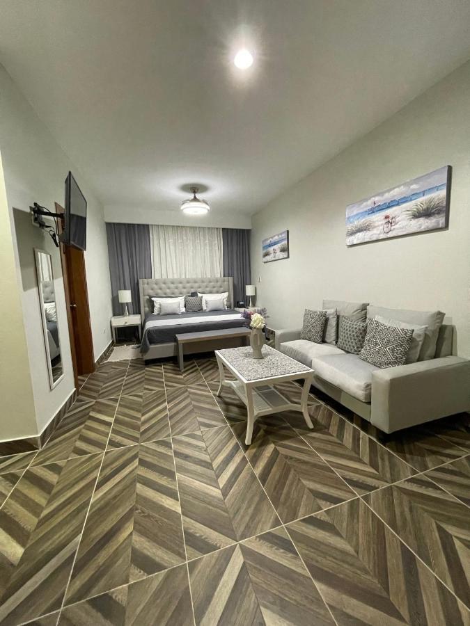 Higuey Hotel Monarca מראה חיצוני תמונה