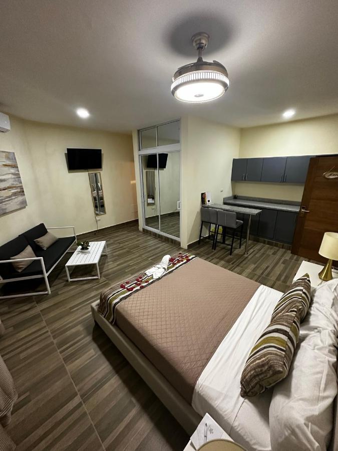 Higuey Hotel Monarca מראה חיצוני תמונה